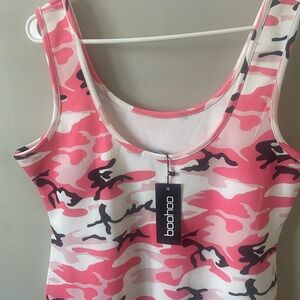 Boohoo Pink Camouflage dress nwt